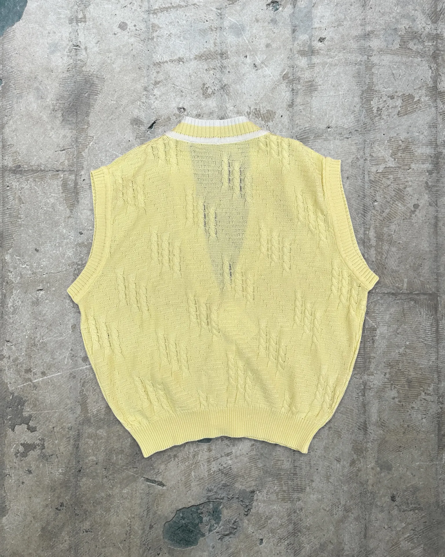 90s Italian Vintage Yellow Knitted Vest - 12