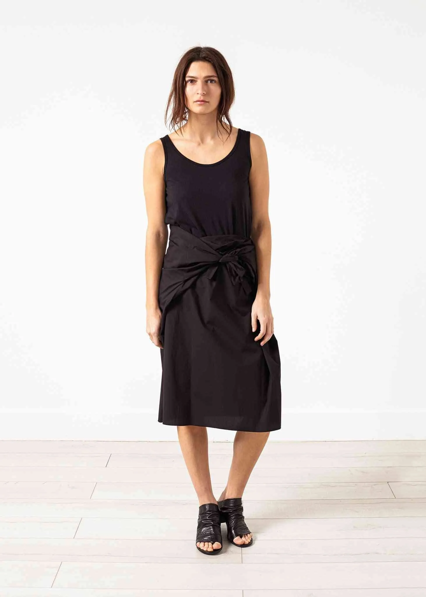 Bow Skirt in Black