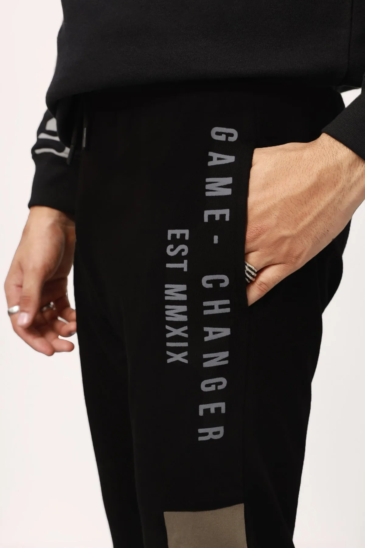 Game Changer Panelled Trouser - W22 - MTR042R