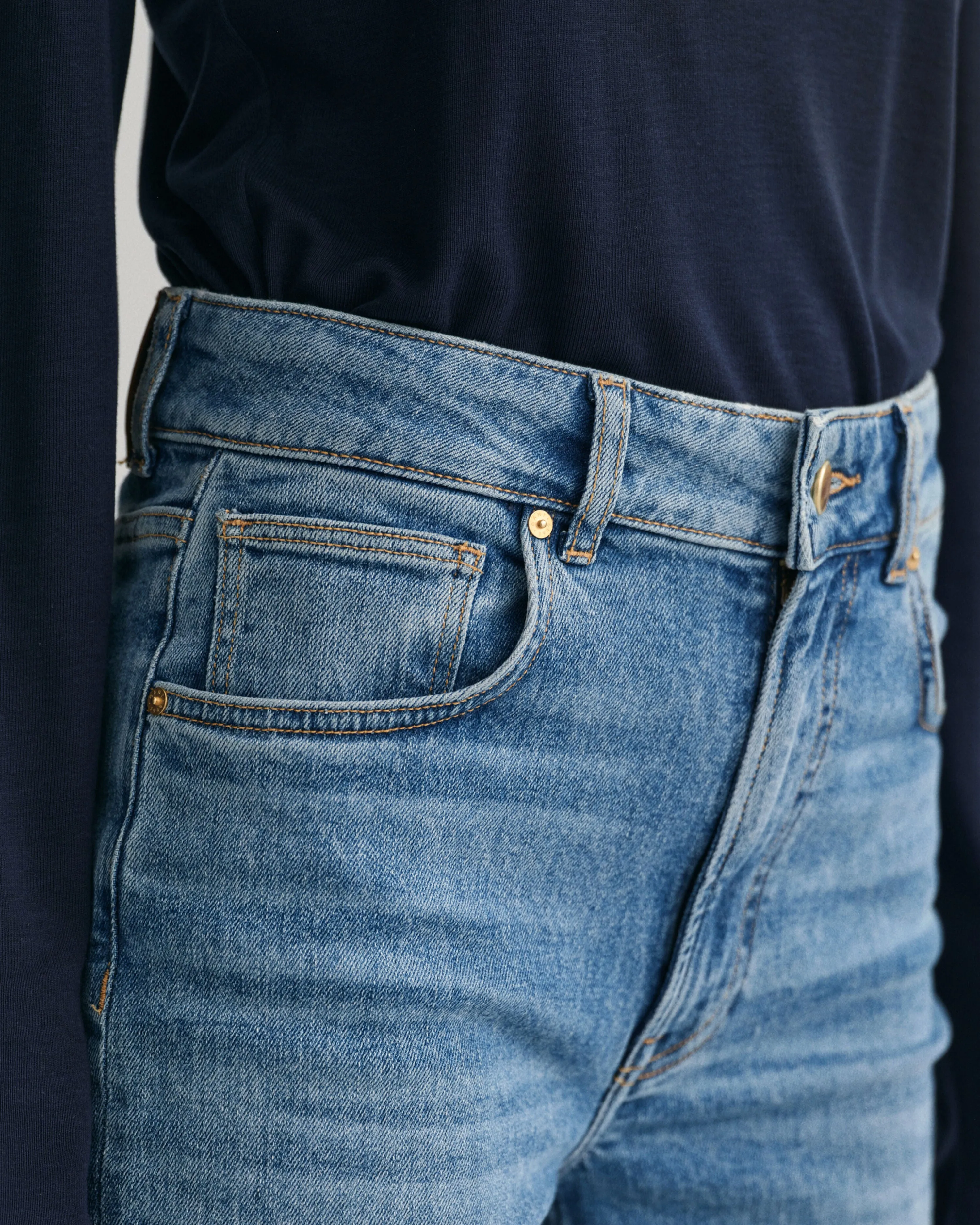 GANT Flare Jeans in Light Blue Worn Denim Wash 4100184