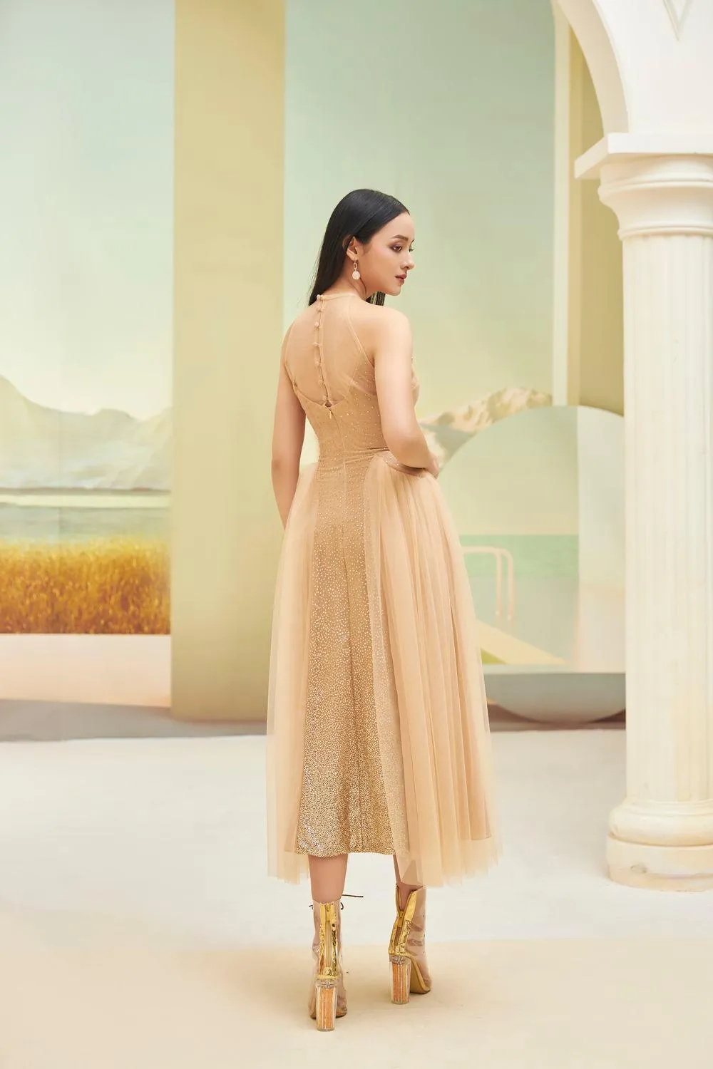 Roronoa Halter Sleeveless Sequin Midi Dress