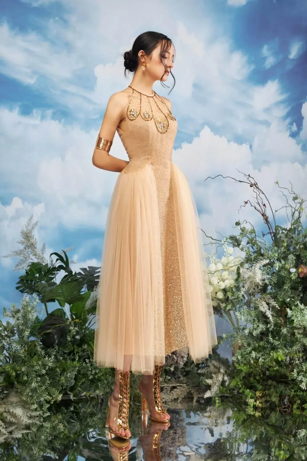 Roronoa Halter Sleeveless Sequin Midi Dress