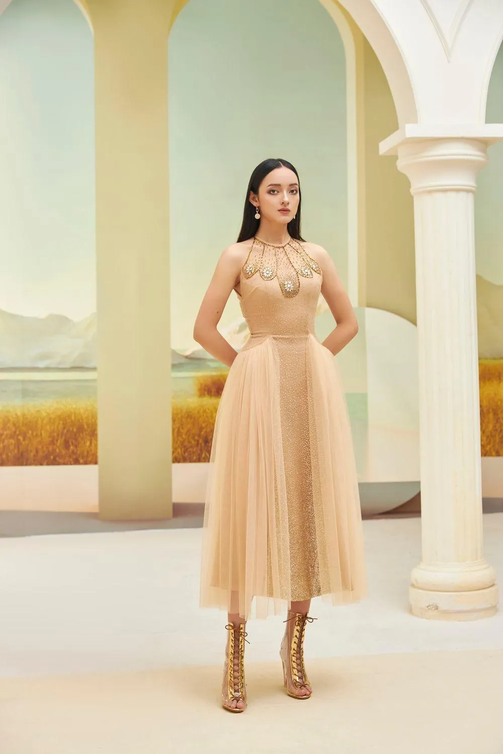 Roronoa Halter Sleeveless Sequin Midi Dress